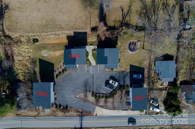 1057 Riverside Drive, Asheville, NC 28804