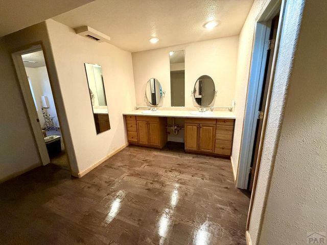 463 W Player Dr, Pueblo West, CO 81007