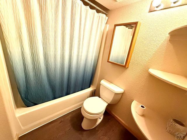 463 W Player Dr, Pueblo West, CO 81007