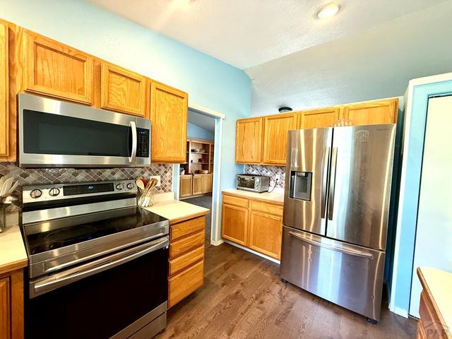 463 W Player Dr, Pueblo West, CO 81007