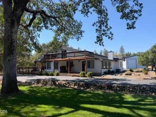 313 Hidden Acres Drive, Merlin, OR 97532