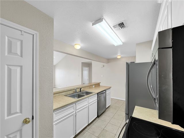 14302 Cruiser St B, Corpus Christi, TX 78418