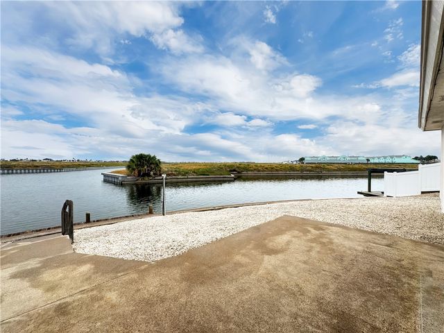 14302 Cruiser St B, Corpus Christi, TX 78418