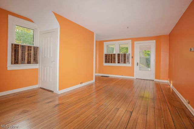 26240 Pettibone Road, Bedford, OH 44146