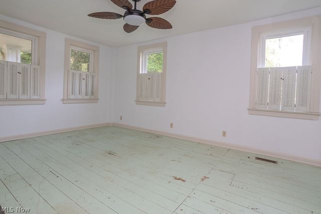 26240 Pettibone Road, Bedford, OH 44146