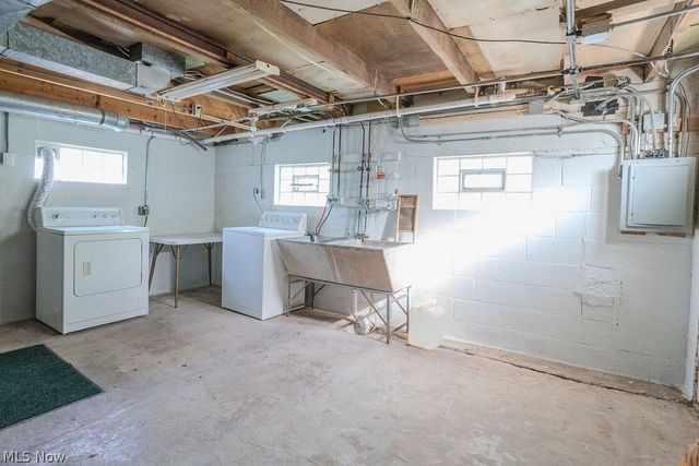 26240 Pettibone Road, Bedford, OH 44146