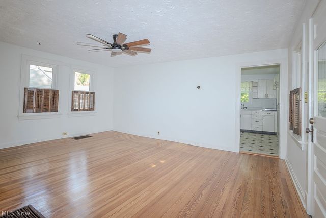 26240 Pettibone Road, Bedford, OH 44146