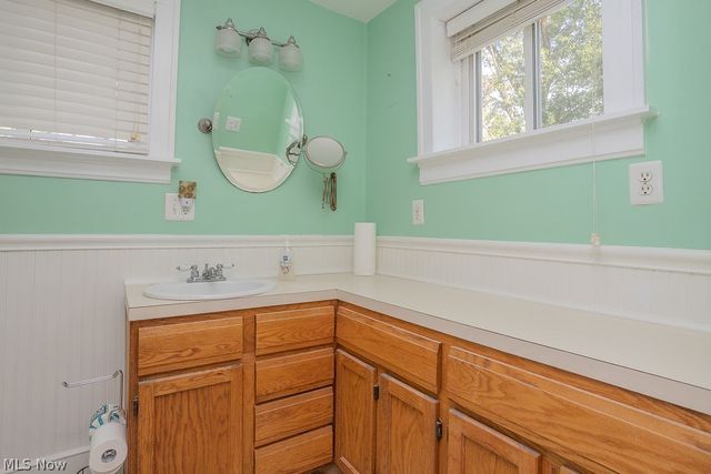 26240 Pettibone Road, Bedford, OH 44146