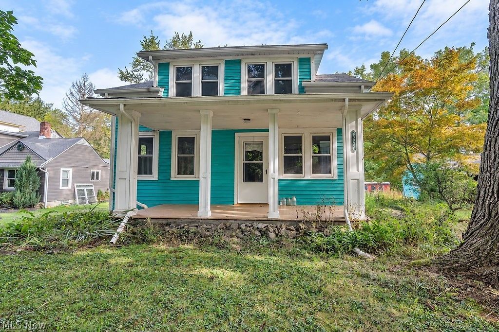 26240 Pettibone Road, Bedford, OH 44146