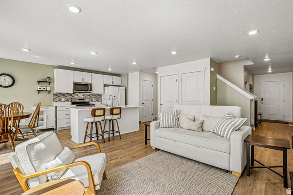 3767 S GOLD BANK DR, Magna, UT 84044 — exterior