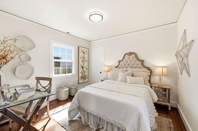 1105 Summer Avenue, Burlingame, CA 94010