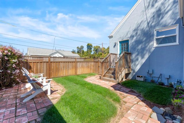 1105 Summer Avenue, Burlingame, CA 94010