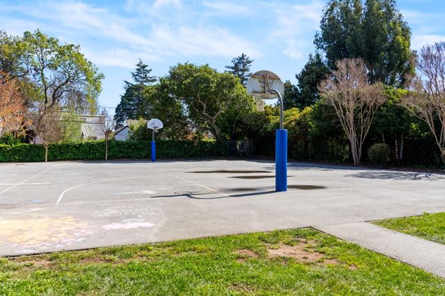 1105 Summer Avenue, Burlingame, CA 94010