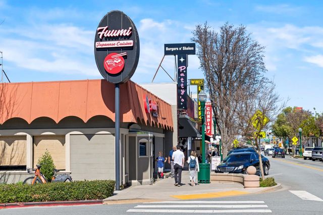 1105 Summer Avenue, Burlingame, CA 94010