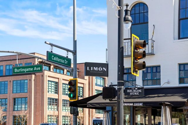 1105 Summer Avenue, Burlingame, CA 94010