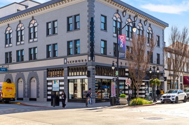 1105 Summer Avenue, Burlingame, CA 94010