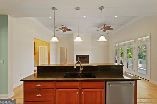 1629 Eagle Neck Drive NE, Townsend, GA 31331