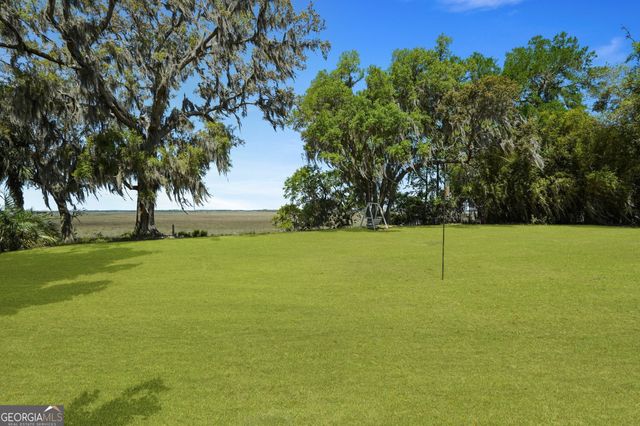 1629 Eagle Neck Drive NE, Townsend, GA 31331