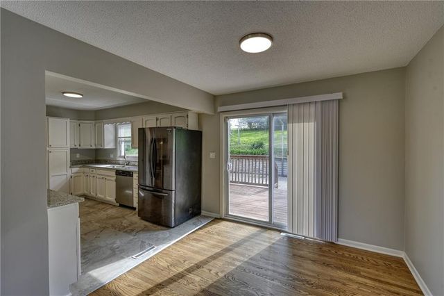 3535 N CHELSEA Avenue, Kansas City, MO 64117