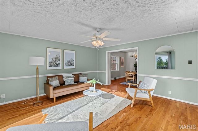 4227 Prather Avenue, St Louis, MO 63109