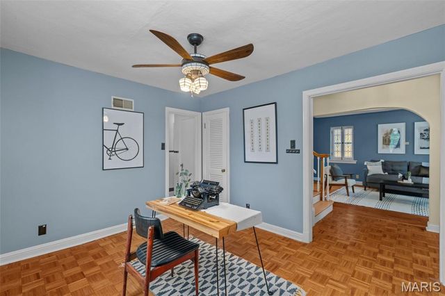 4227 Prather Avenue, St Louis, MO 63109