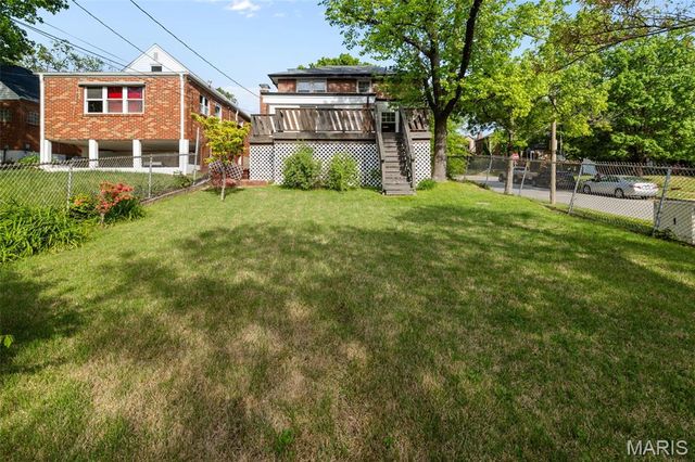 4227 Prather Avenue, St Louis, MO 63109