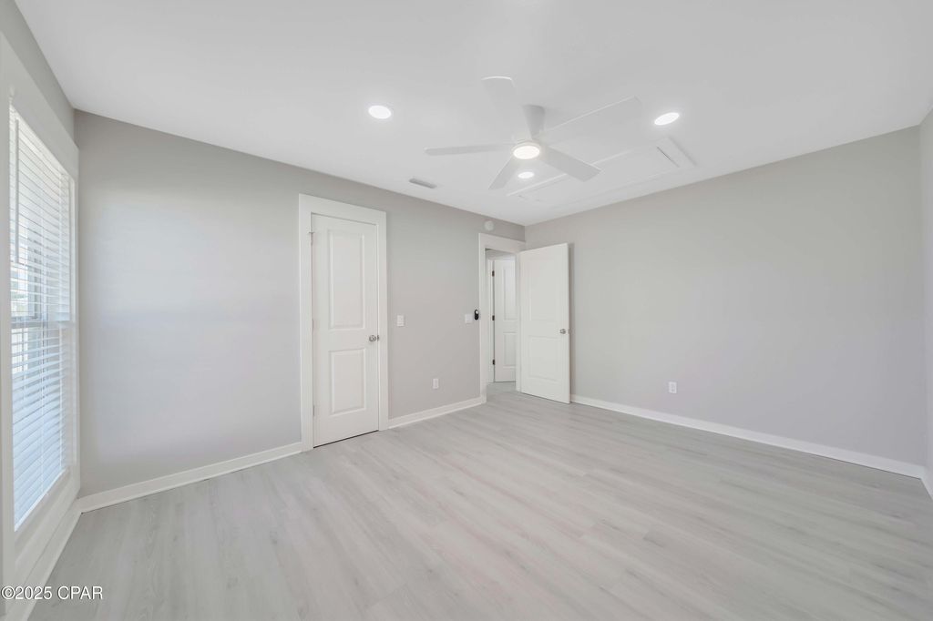 Image 17 of property listing at 17462 Front Beach Road 16C, Panama City Beach, FL 32413