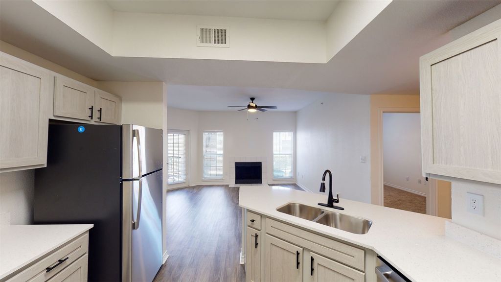 1600 N 9th Street 224, Midlothian, TX 76065