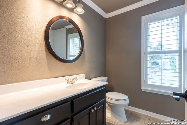 311 S SOMEDAY DR, Boerne, TX 78006