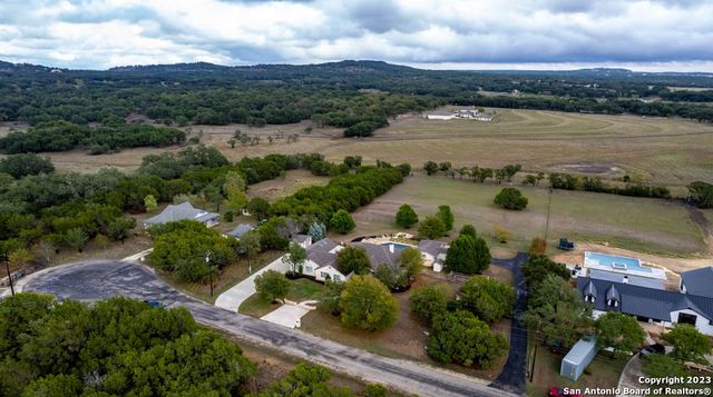 311 S SOMEDAY DR, Boerne, TX 78006