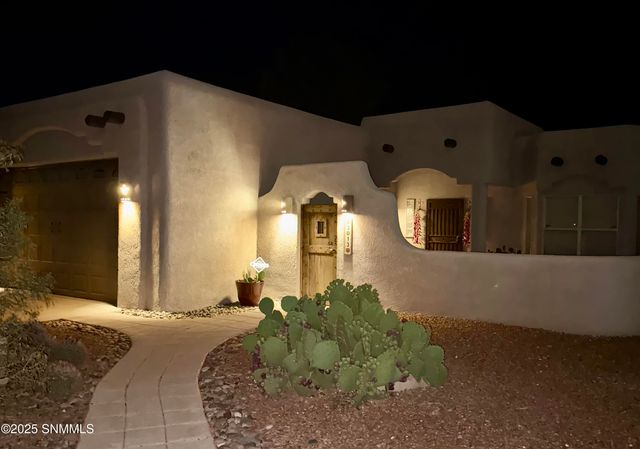 3013 Wedge Rd SE, Deming, NM 88030