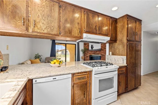 43453 7th East, Lancaster, CA 93535