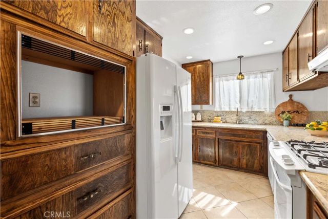 43453 7th East, Lancaster, CA 93535