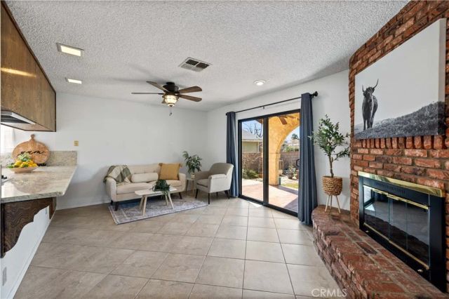 43453 7th East, Lancaster, CA 93535