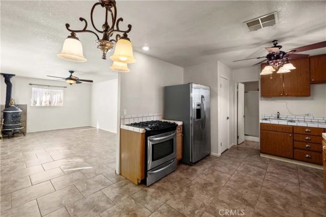 43453 7th East, Lancaster, CA 93535