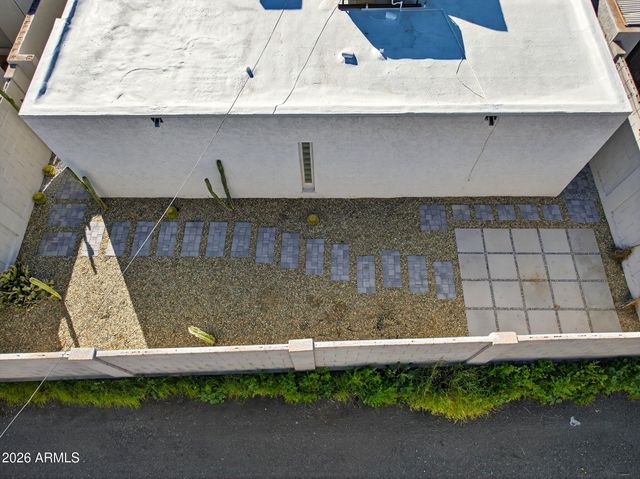 330 E EMBASSY Street, Tempe, AZ 85288