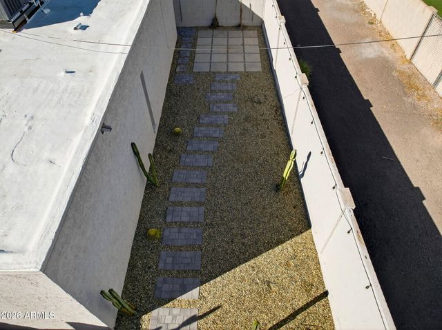 330 E EMBASSY Street, Tempe, AZ 85288