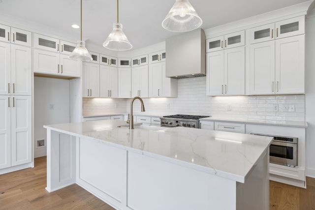 6223 Cedar Brooke Lane, Spring Hill, TN 37174