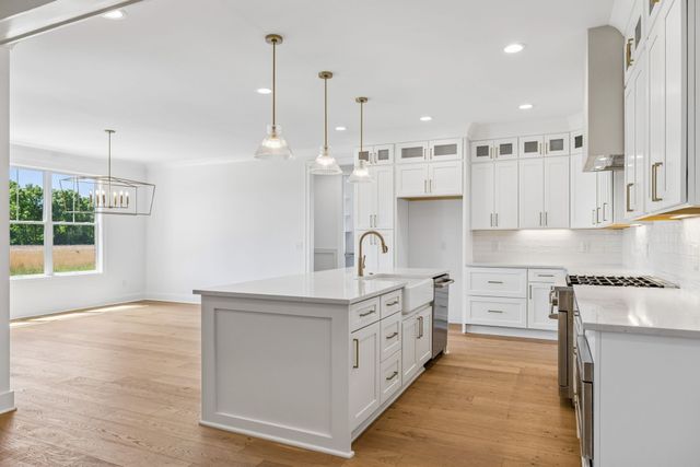 6223 Cedar Brooke Lane, Spring Hill, TN 37174