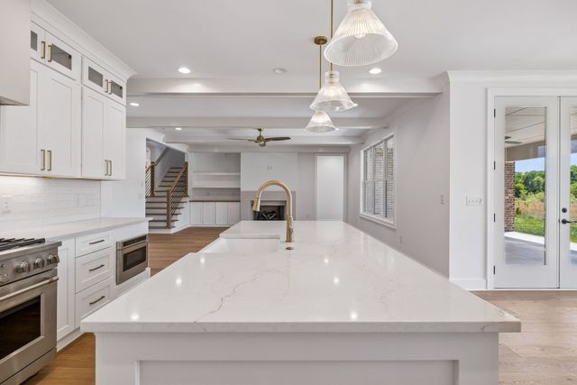 6223 Cedar Brooke Lane, Spring Hill, TN 37174