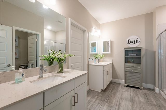 9882 RED BAY LOOP, Land O Lakes, FL 34637