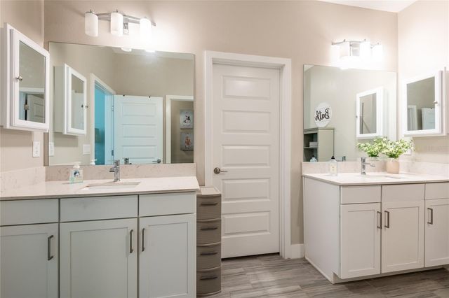 9882 RED BAY LOOP, Land O Lakes, FL 34637