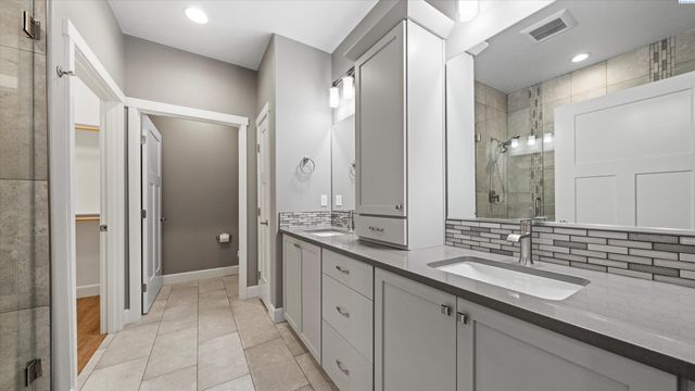 2763 Carefree Loop, West Richland, WA 99353