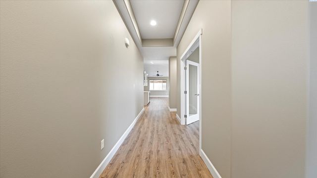 2763 Carefree Loop, West Richland, WA 99353