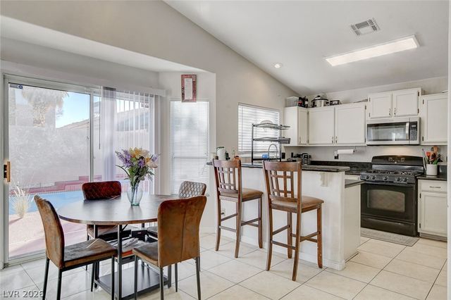 8113 North Hercules Drive, Las Vegas, NV 89128