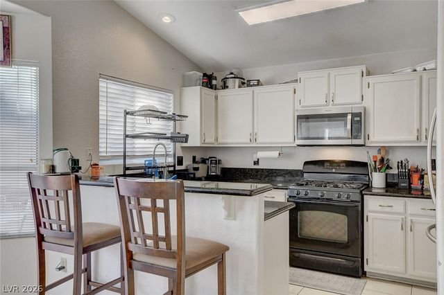 8113 North Hercules Drive, Las Vegas, NV 89128