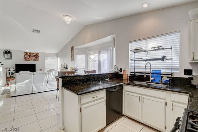 8113 North Hercules Drive, Las Vegas, NV 89128
