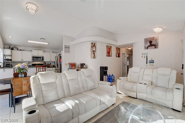 8113 North Hercules Drive, Las Vegas, NV 89128