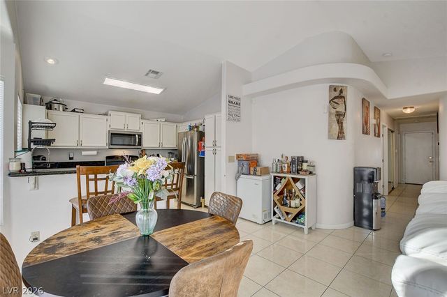 8113 North Hercules Drive, Las Vegas, NV 89128