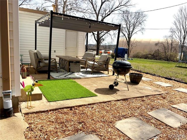 3 Leona Lane, Eureka, MO 63025